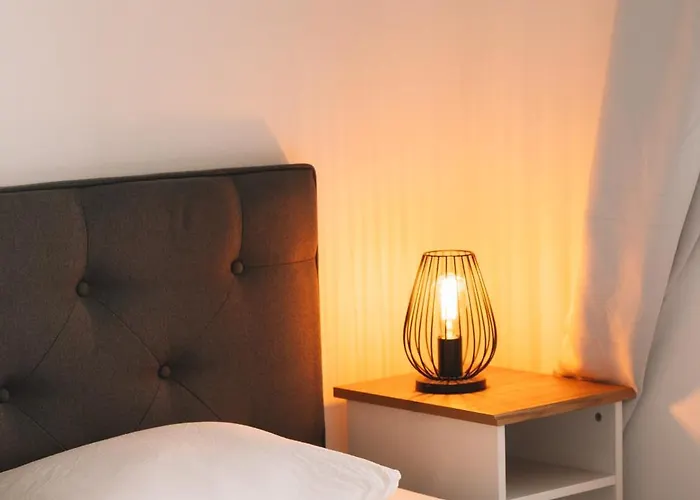 Landstrasse Retreat - Stylish & Spacious 2 Bd For 8 Guests Apartment Wien