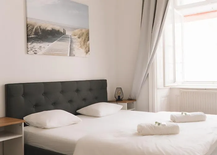 Apartment Landstrasse Retreat - Stylish & Spacious 2 Bd For 8 Guests Wien